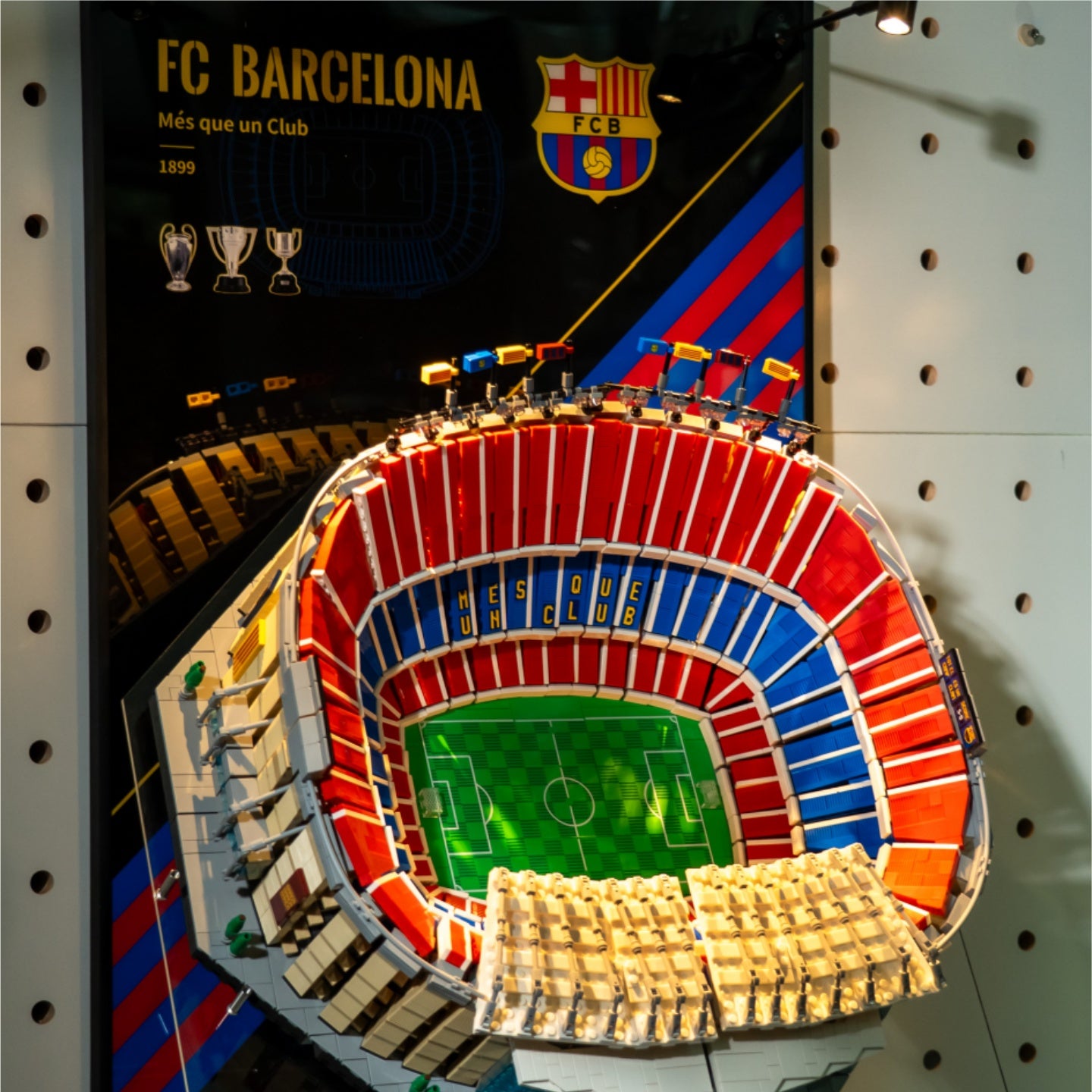 KGBOX Frame for LEGO 10284 Camp Nou FC Barcelona - LED & UV Print