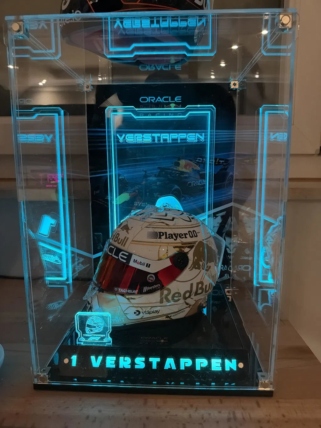 Custom Acrylic Display Case or Wall Frame | KGBOX