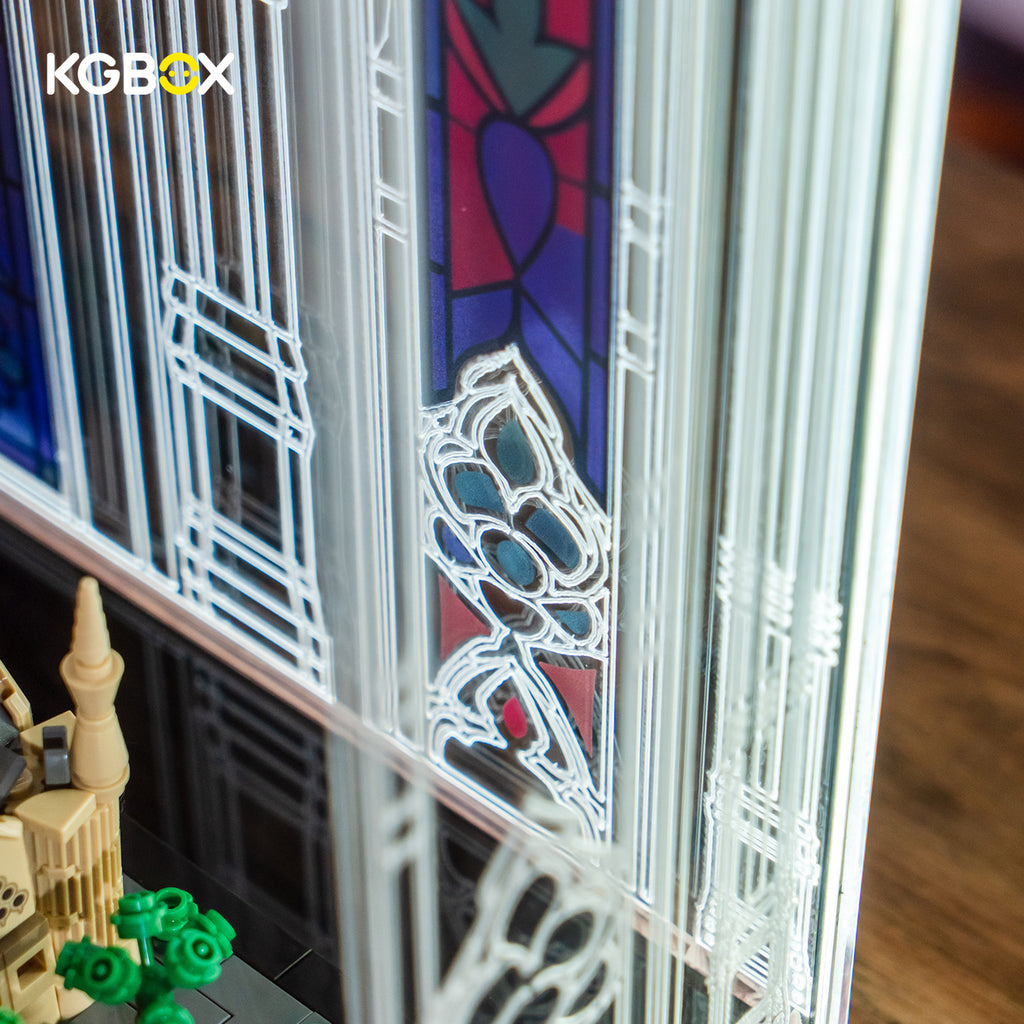 LEGO 21065 Sagrada Familia prismatic laser-engraved display case detail with gothic stained-glass pattern and build pieces – KGBOX