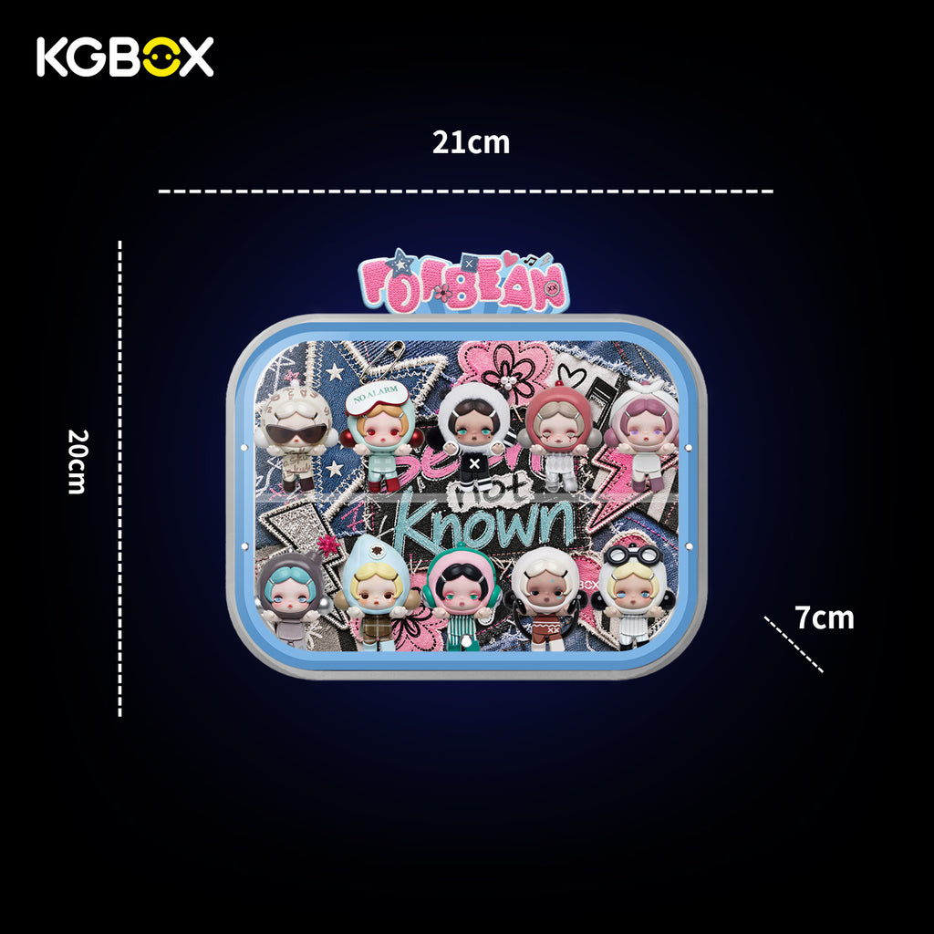 KGBOX curved acrylic display case for SKULLPANDA Off Mode size diagram, 21 x 20 x 7 cm, custom UV art front and back, magnetic door