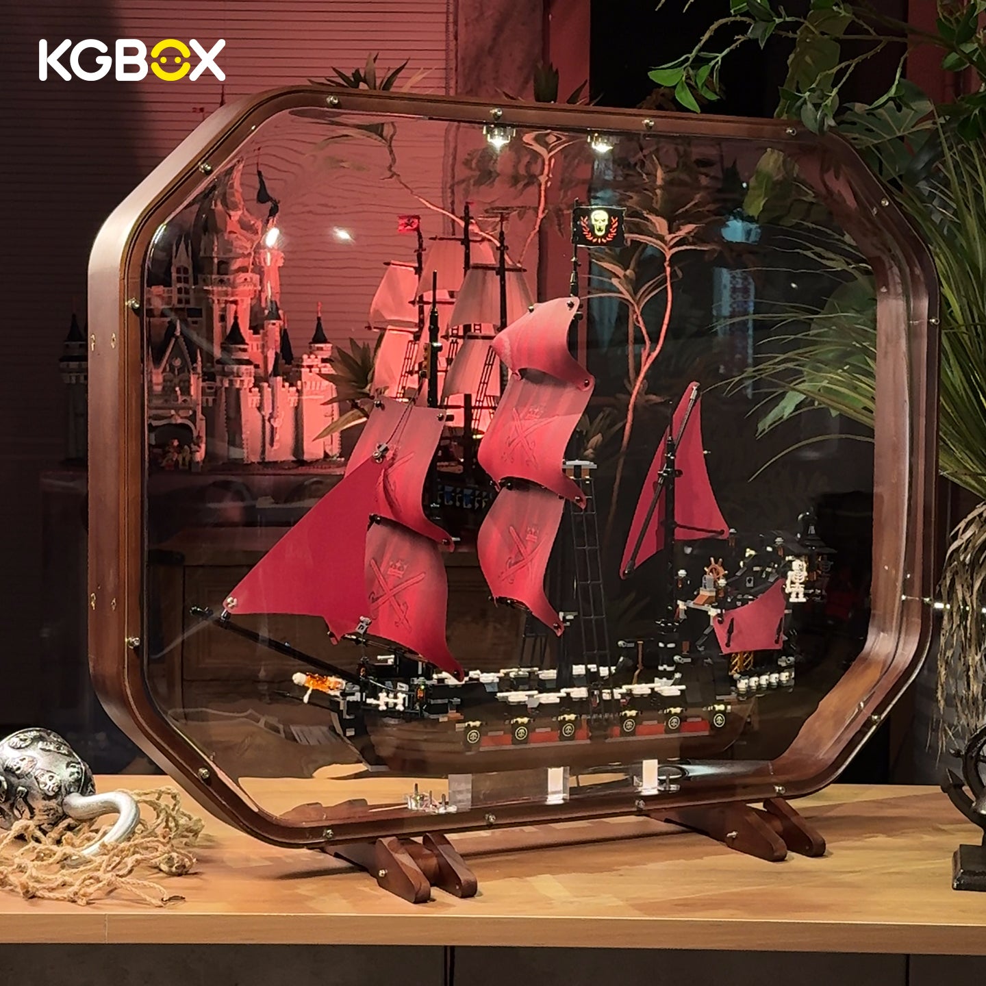ompatibility reference chart, KGBOX solid wood display case fits LEGO 4195 pirate ship models
