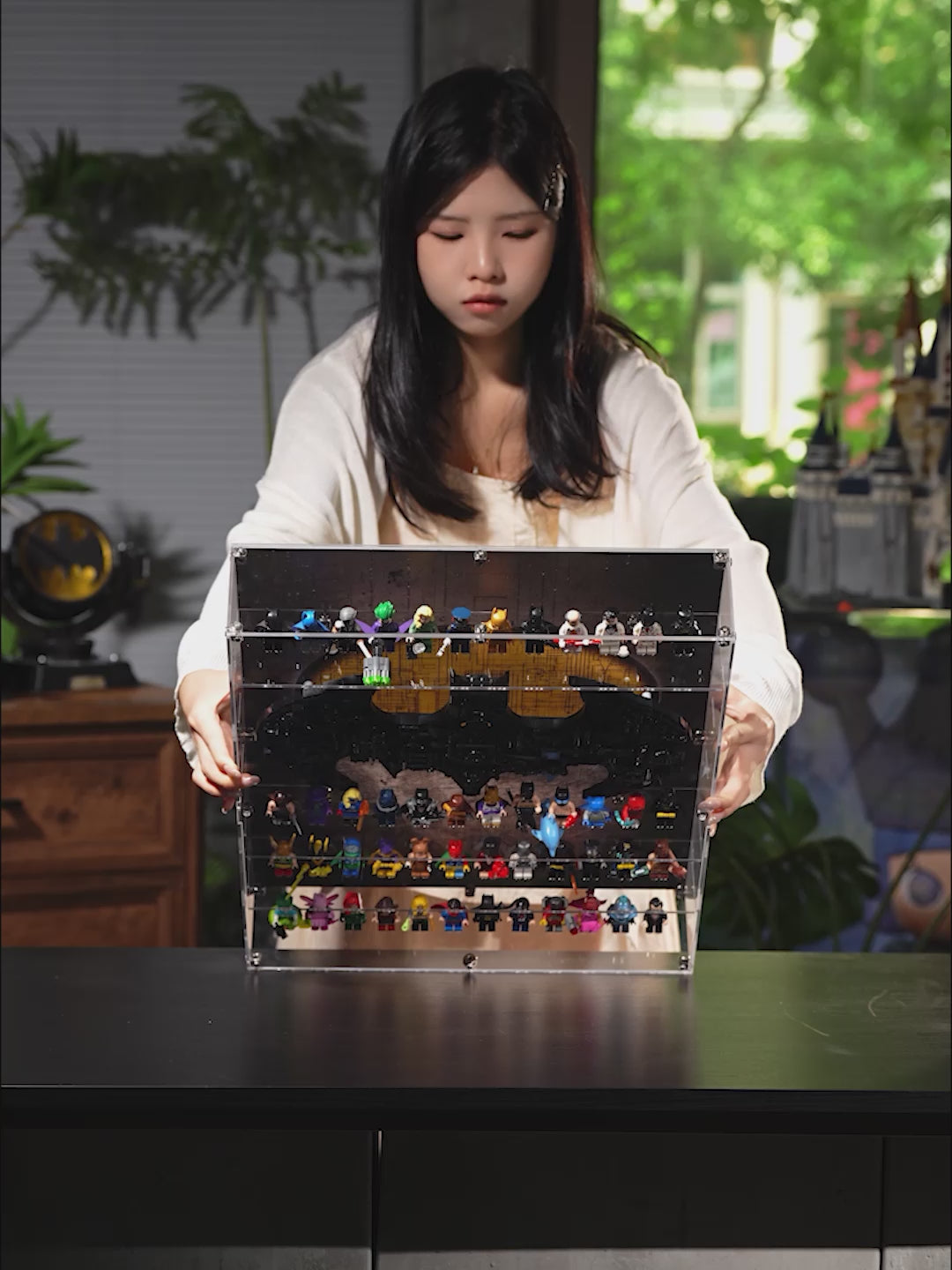 KGBOX acrylic display case for LEGO DC minifigures with 72 studs on 6 shelves, UV backdrop and magnetic door
