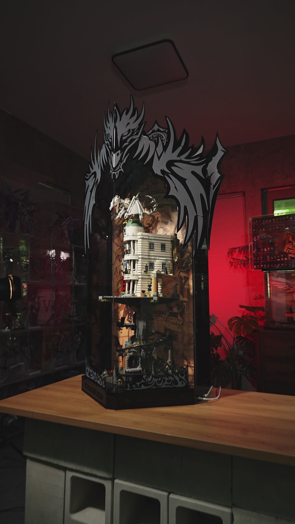 Display Case for LEGO Gringotts™ Wizarding Bank (76417)