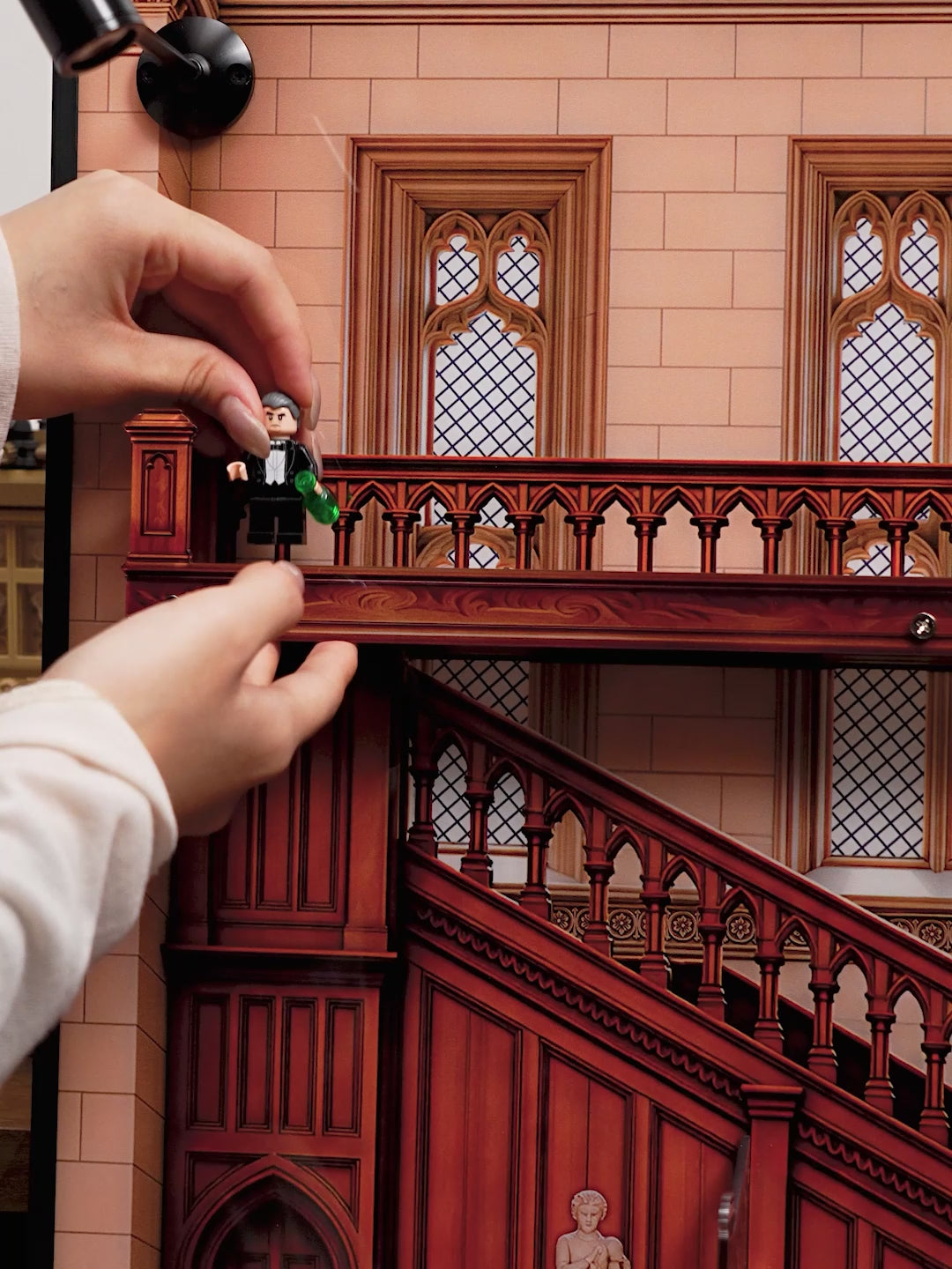 LEGO 21373 Downton Abbey KGBOX wall-mounted frame display case with LED lighting, grand staircase interior showcase – KGBOX